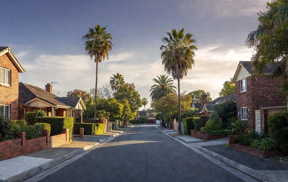 Fairfield street with palm trees
